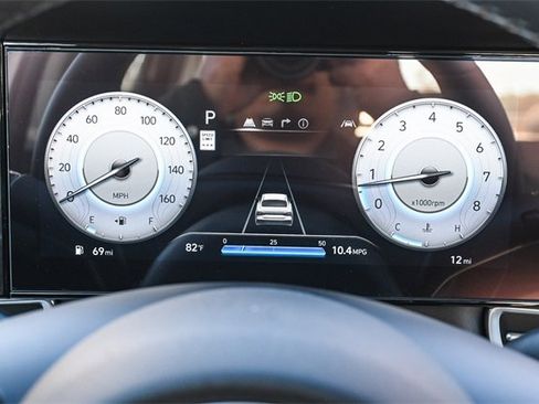 New 2026 Hyundai Elantra Limited image 27