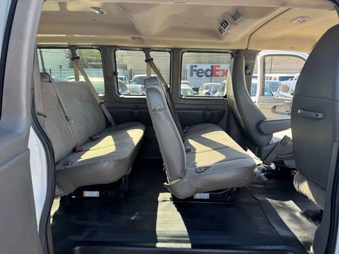 Used 2014 Chevrolet Express 2500 LS image 29