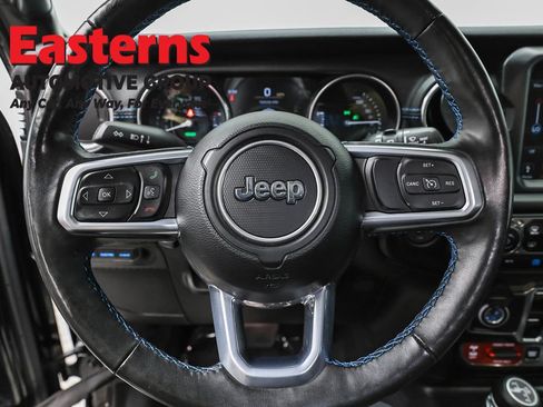 Used 2023 Jeep Wrangler Unlimited Rubicon 4xe w/ Steel Bumper Group AWD/4WD image 10