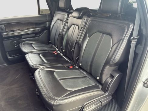 Used 2021 Ford Expedition Max Limited image 14