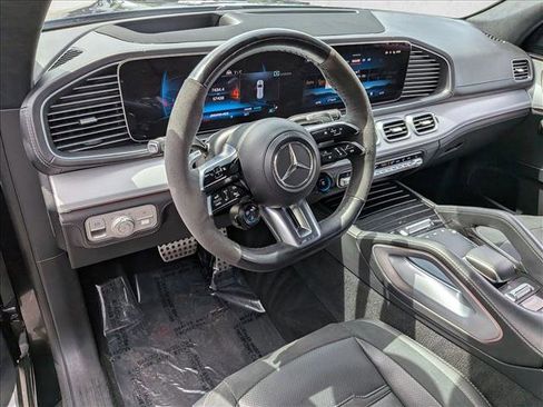 Used 2024 Mercedes-Benz GLS 63 AMG 4MATIC image 10