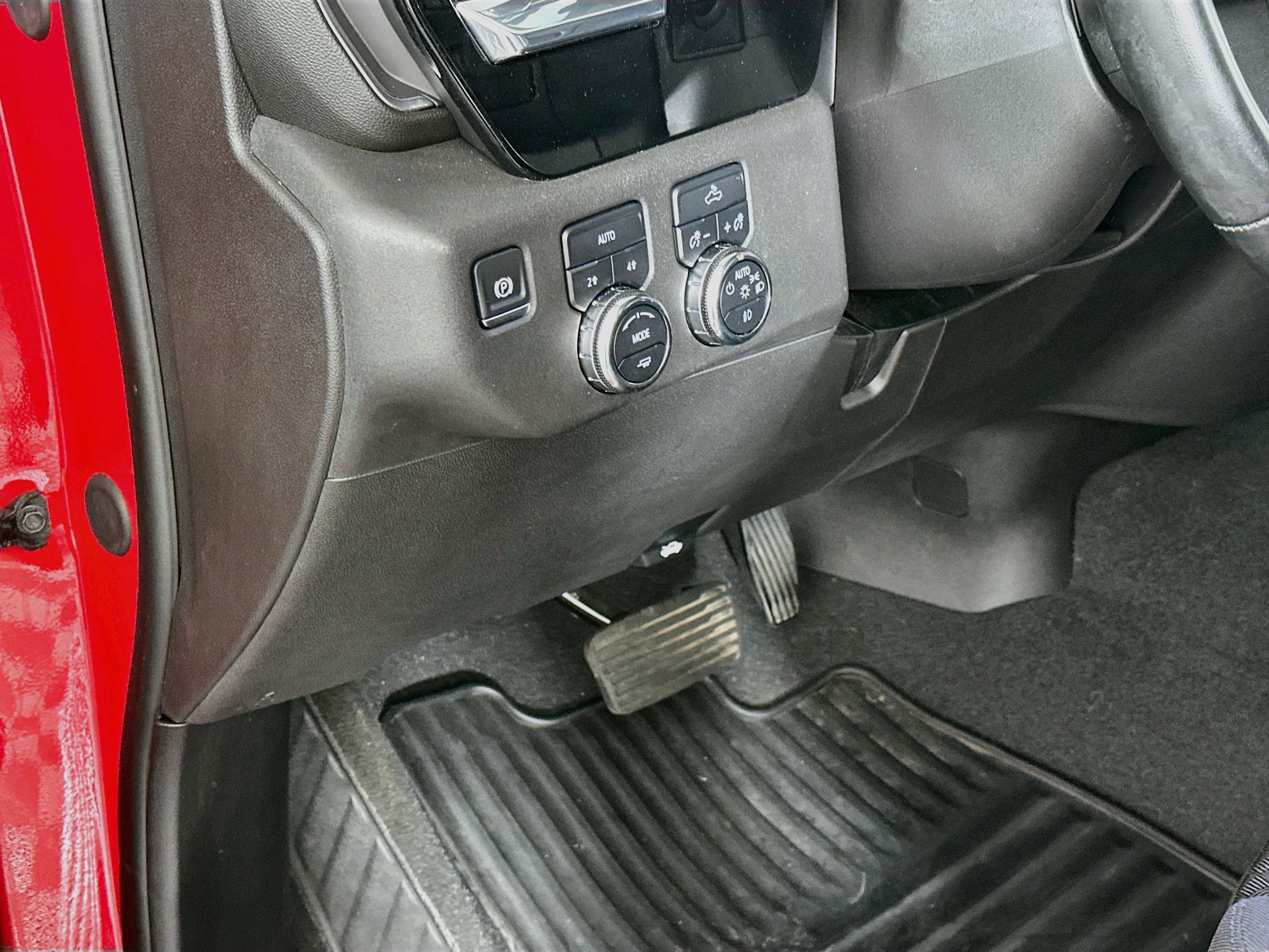 Used 2024 GMC Sierra 1500 Elevation AWD/4WD image 16