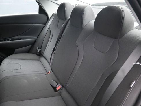 New 2026 Hyundai Elantra SE FWD image 22