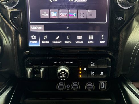 Used 2025 RAM 1500 Limited w/ Off Road Group image 26