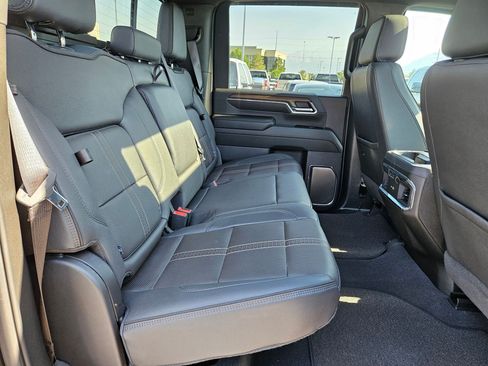 Used 2024 Chevrolet Silverado 3500 High Country AWD/4WD image 31