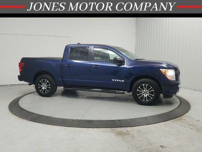Used 2022 Nissan Titan SV