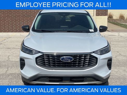 New 2026 Ford Escape Active w/ Cold Weather Package FWD image 8