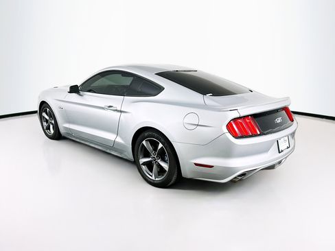 Used 2015 Ford Mustang GT image 5