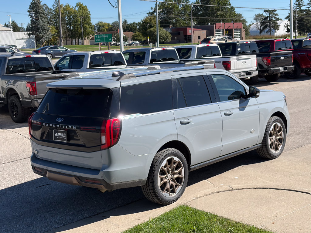 Certified 2025 Ford Expedition King Ranch AWD/4WD image 6