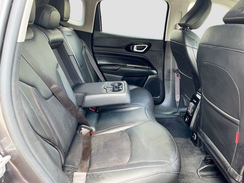 Used 2022 Jeep Compass Trailhawk image 26