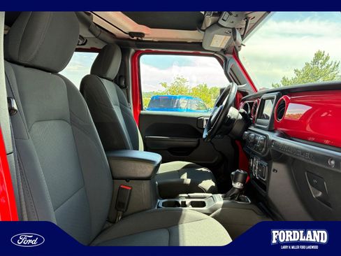 Used 2022 Jeep Wrangler Unlimited Sport AWD/4WD image 19