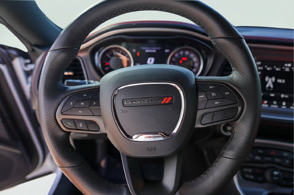 Used 2022 Dodge Challenger R/T Scat Pack RWD image 16