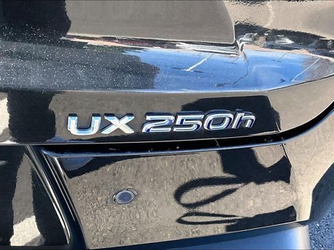 Used 2021 Lexus UX 250h w/ Accessory Package (Z1) image 31