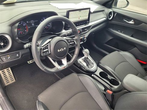 Used 2023 Kia Forte GT-Line image 7