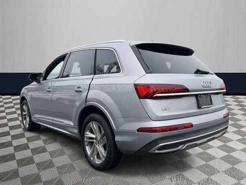 Used 2020 Audi Q7 2.0T Premium w/ Convenience Package image 4