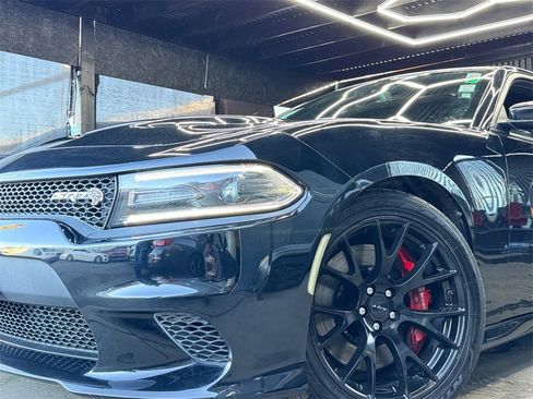 Used 2016 Dodge Charger SRT Hellcat w/ Harman/Kardon Audio Group image 19