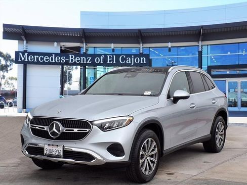Used 2025 Mercedes-Benz GLC 300 image 1
