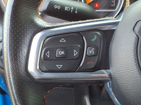 Used 2023 Jeep Gladiator Mojave w/ LED Lighting Group AWD/4WD image 26