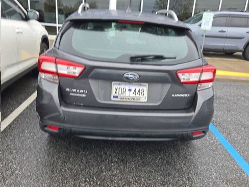 Used 2018 Subaru Impreza 2.0i Premium image 3