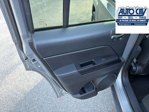 Used 2016 Jeep Patriot High Altitude AWD/4WD image 27