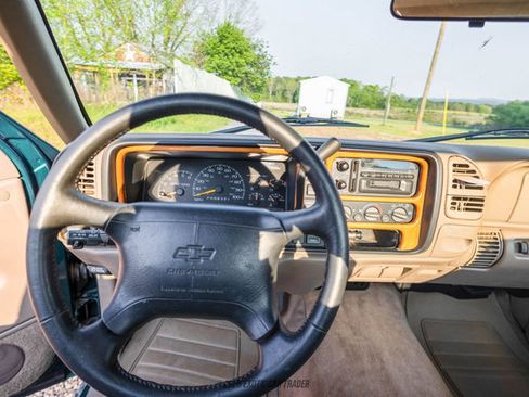 Used 1997 Chevrolet Silverado 1500 4x4 Regular Cab image 21