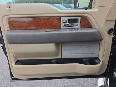 Used 2010 Ford F150 Lariat RWD image 22