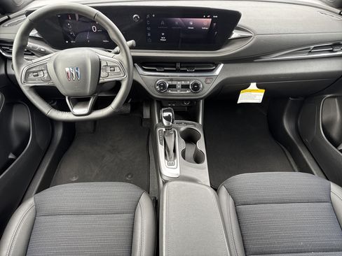 Used 2025 Buick Envista Preferred w/ Convenience I Package image 26