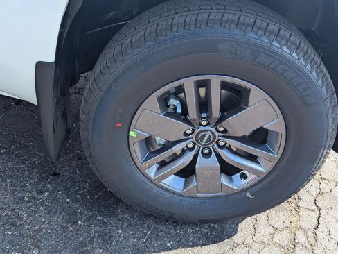 New 2026 Nissan Frontier SV AWD/4WD image 40