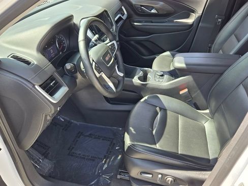 Used 2023 GMC Terrain SLT FWD image 10