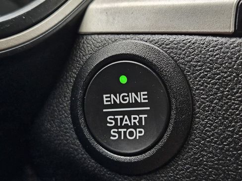 Used 2022 Ford Escape SE FWD image 26