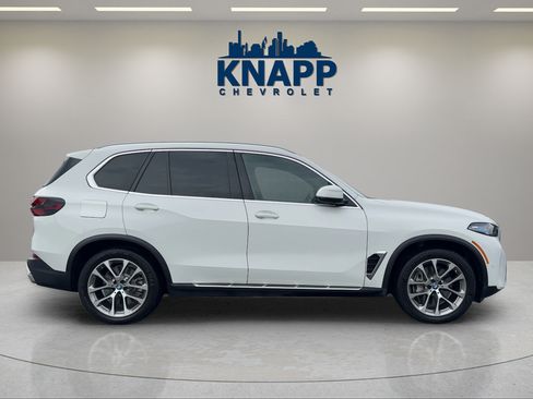 Used 2025 BMW X5 xDrive50e AWD/4WD image 6
