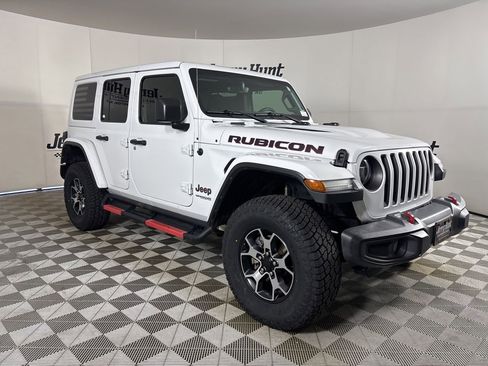 Used 2022 Jeep Wrangler Unlimited Rubicon w/ LED Lighting Group AWD/4WD image 3