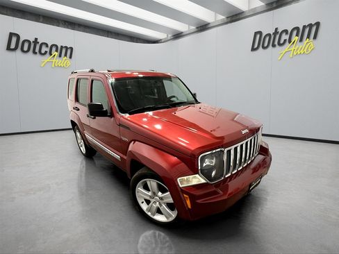 Used 2012 Jeep Liberty Limited Jet image 13