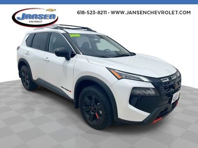 Used 2025 Nissan Rogue SV