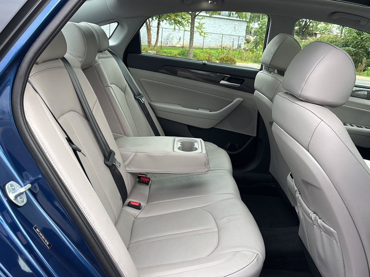 Used 2019 Hyundai Sonata Limited w/ Ultimate Package 04 FWD image 15