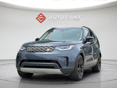 Used 2024 Land Rover Discovery S AWD/4WD image 13