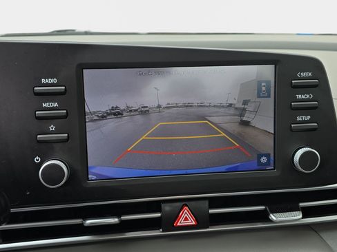 Used 2023 Hyundai Elantra SEL FWD image 24