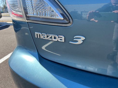 Used 2011 MAZDA MAZDA3 i Touring image 5