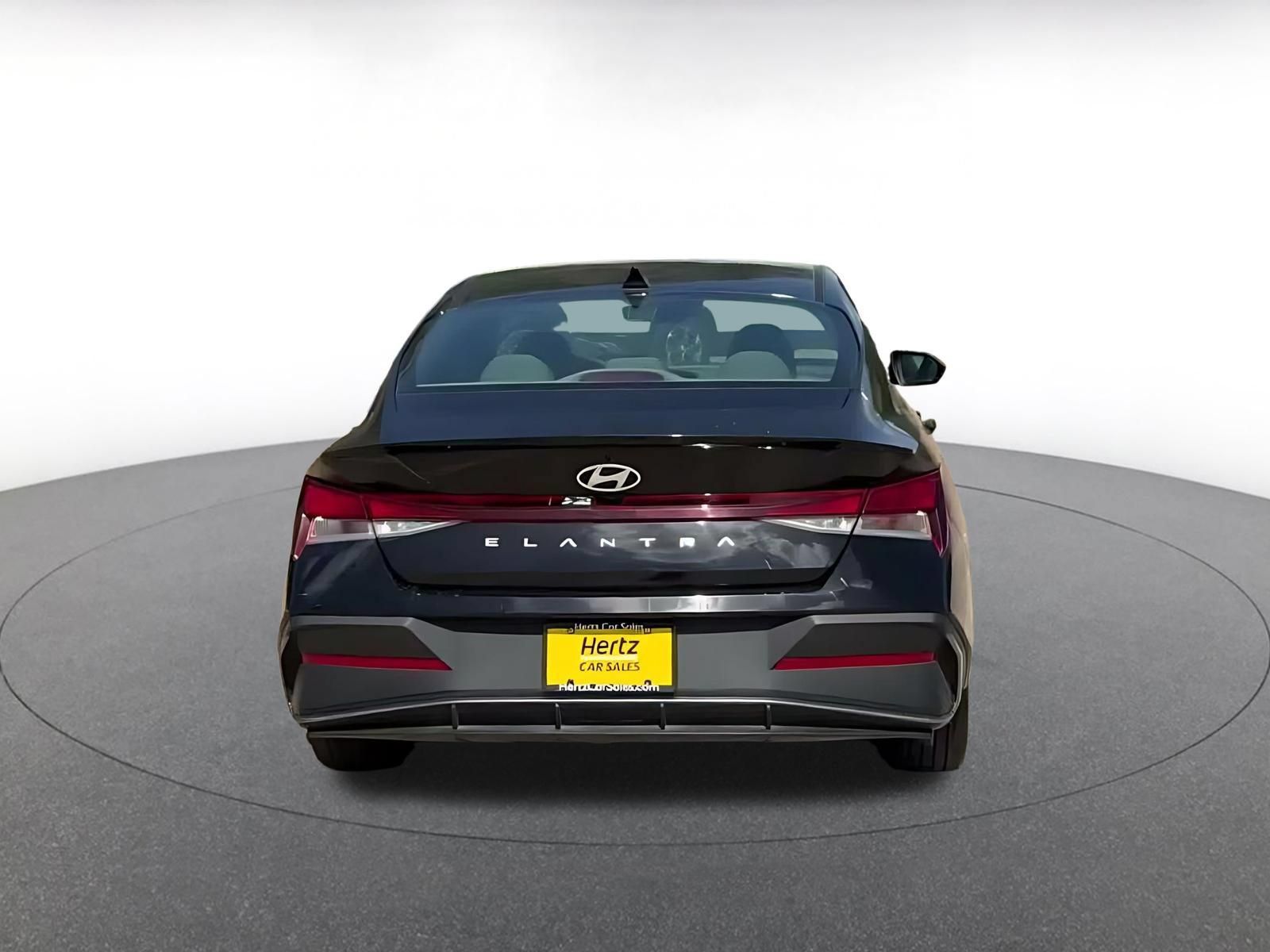Used 2026 Hyundai Elantra Sport FWD image 12