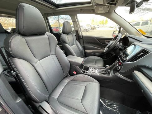 Used 2024 Subaru Forester Limited image 31