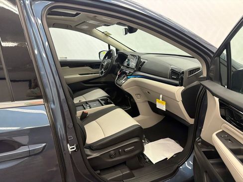 New 2026 Honda Odyssey Elite image 15