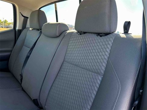 Used 2022 Toyota Tacoma SR5 image 19