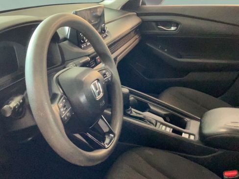 Used 2023 Honda Accord LX image 21