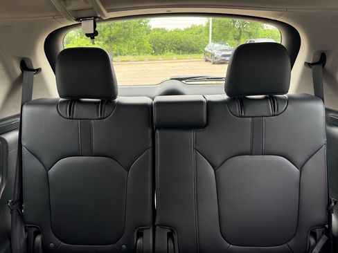 Used 2024 Honda Pilot EX-L image 19