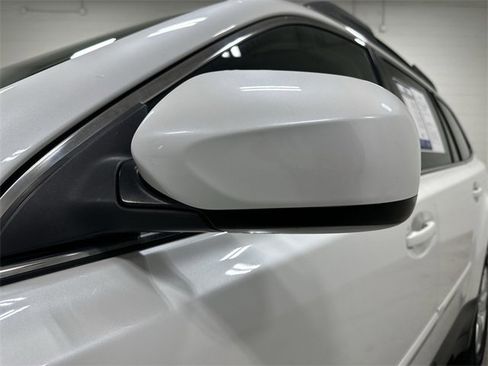 Used 2012 Subaru Outback 2.5i Premium image 12