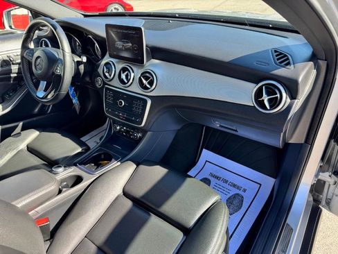 Used 2016 Mercedes-Benz GLA 250 4MATIC image 26