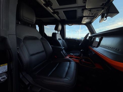 Used 2024 Ford Bronco Badlands AWD/4WD image 19
