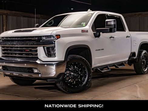 Used 2021 Chevrolet Silverado 3500 LTZ w/ LTZ Premium Package AWD/4WD image 4