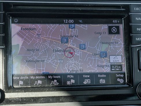 Used 2016 Volkswagen Tiguan SE image 20