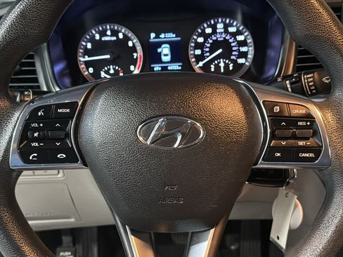 Used 2018 Hyundai Sonata SE w/ Winter Weather Package FWD image 11